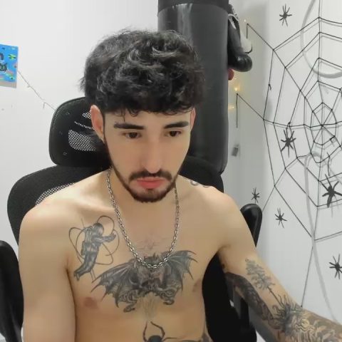 Chat Live with DimitriSanders on Cam4