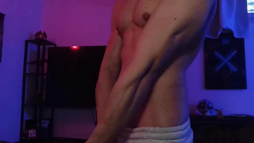 Chat Live with Frabroker on Cam4