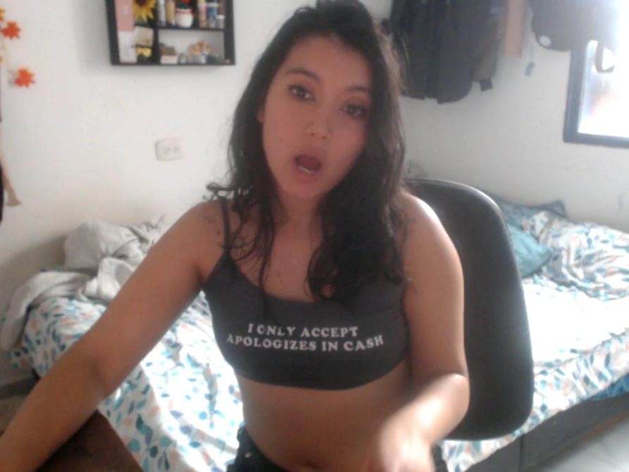 Chat Live with Hannah__Klein on Cam4