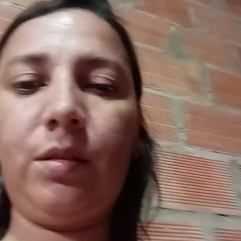 Chat Live with IsiTraviesa on Cam4