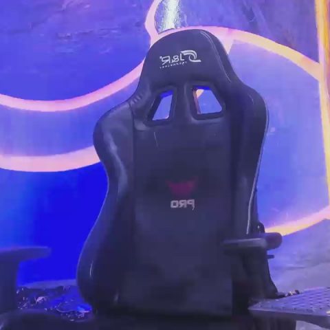 Chat Live with Kroddy_Sw_ on Cam4