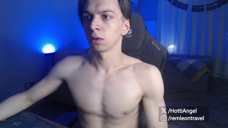 Chat Live with Leon_Yuugen on Cam4