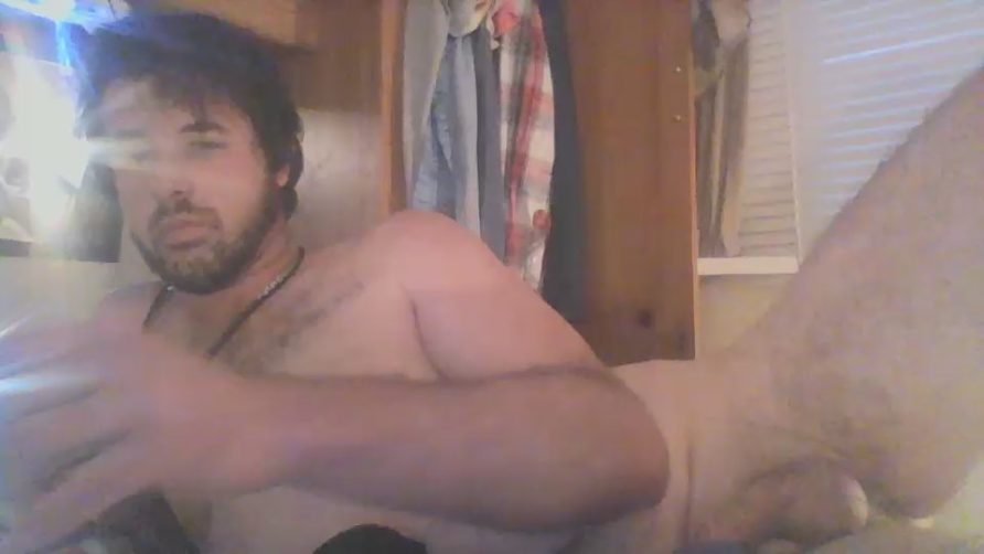 Chat Live with Littleguy25 on Cam4