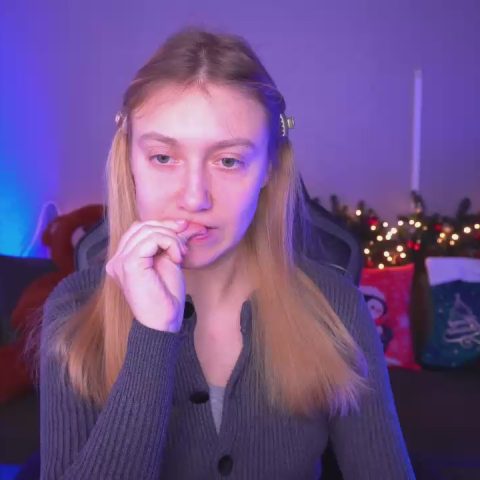 Chat Live with LollyLuxe on Cam4