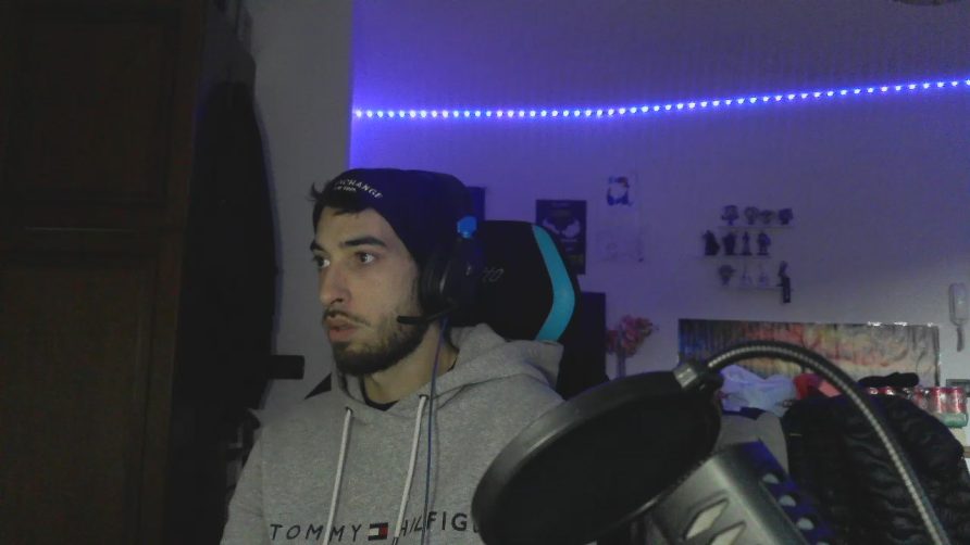 Chat Live with Meastroboris95 on Cam4