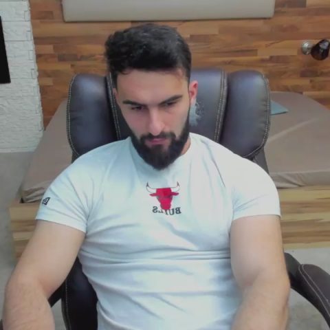 Chat Live with MicahLane on Cam4