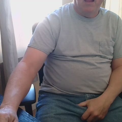 Chat Live with NewDad on Cam4