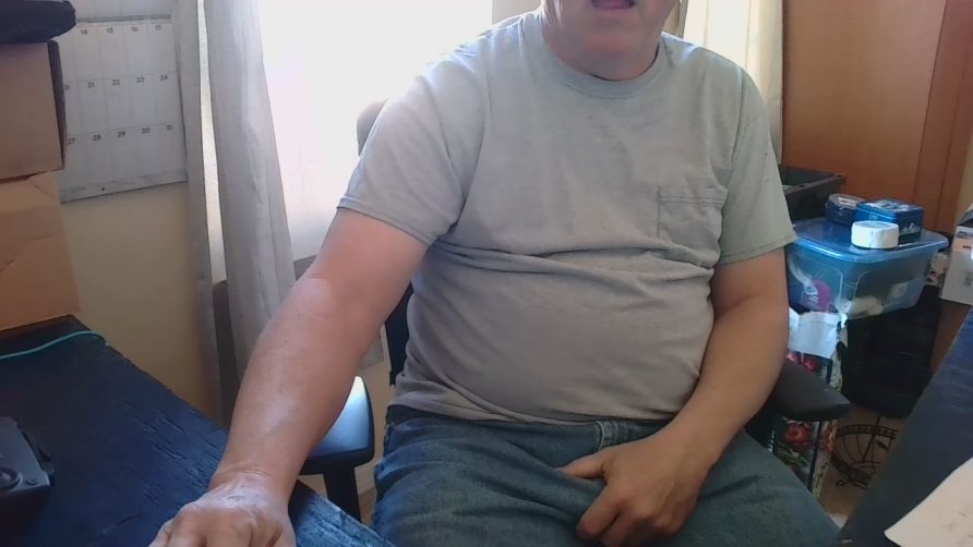 Chat Live with NewDad on Cam4