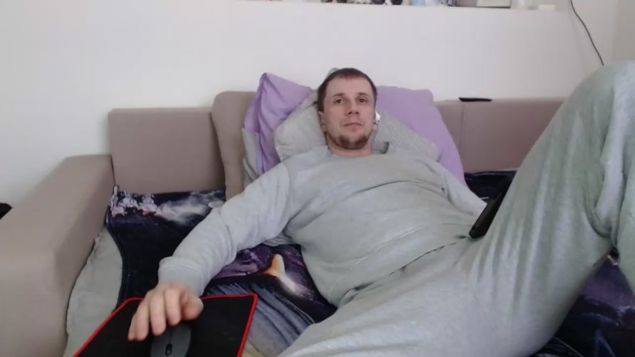 Chat Live with Niikhard on Cam4