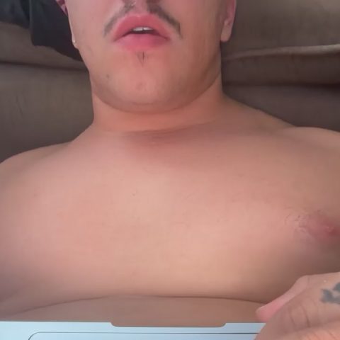 Chat Live with Pedroangelo on Cam4