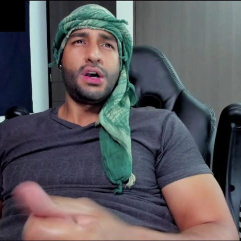 Chat Live with Ralfvoss on Cam4