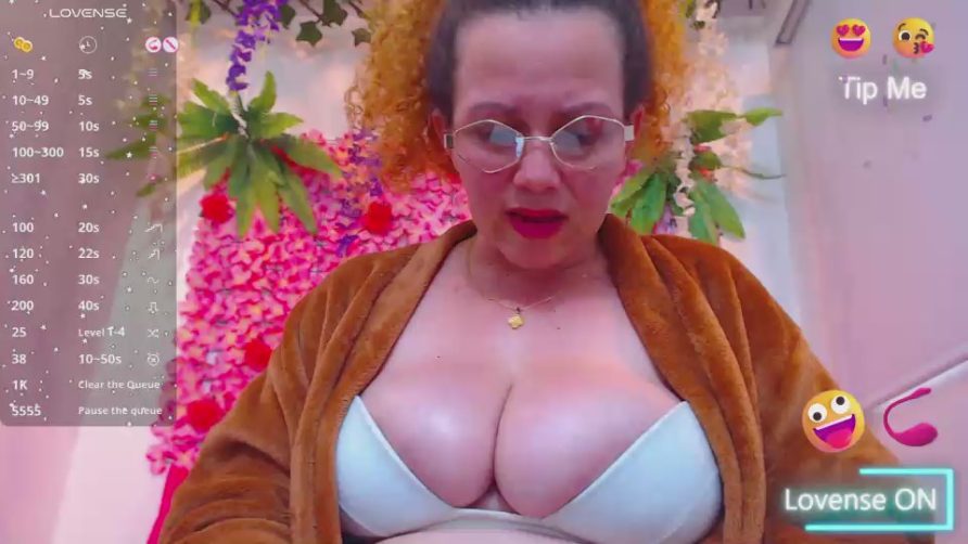 Chat Live with Risitos_De_0ro_ on Cam4