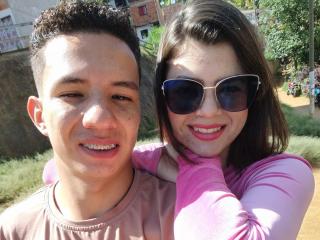 Chat Live with SabrinaJeremy on XLoveCam