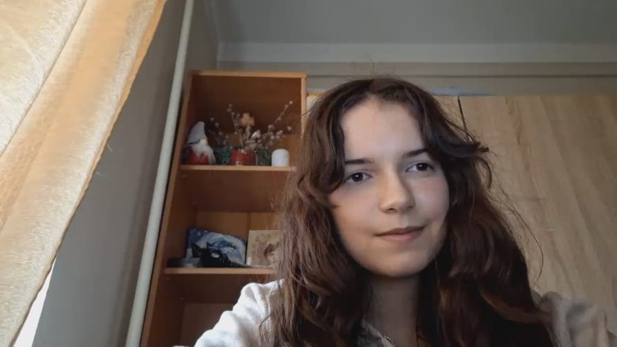 Chat Live with SommerHandke on Cam4