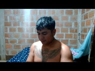 Chat Live with SteffanyAndConor on XLoveCam