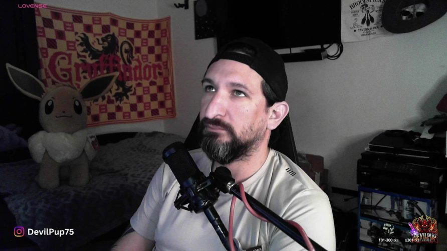 Chat Live with TheDevilPup75 on Cam4