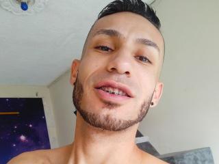 Chat Live with WolfMonsterCock on XLoveCam