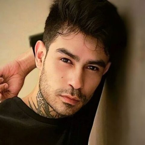 Chat Live with StefanoEverett on LiveJasmin