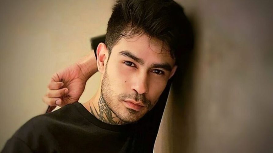 Chat Live with StefanoEverett on LiveJasmin