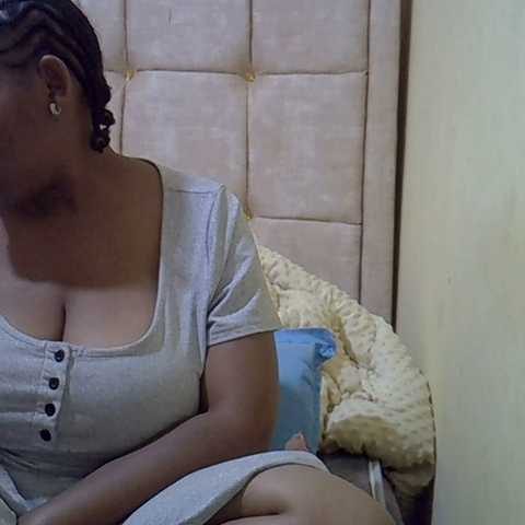 Chat Live with brownebony- on BongaCams