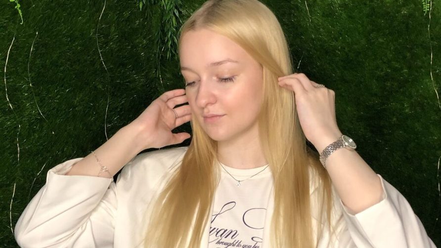 Chat Live with MadalineStehlik on LiveJasmin