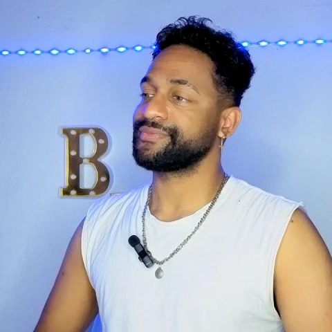 Chat Live with bbcblackhot33 on Cam4