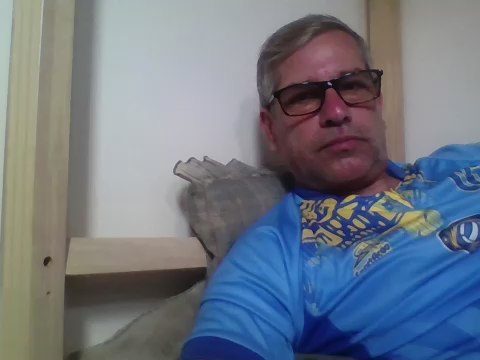 Chat Live with biscoiteiro on Cam4