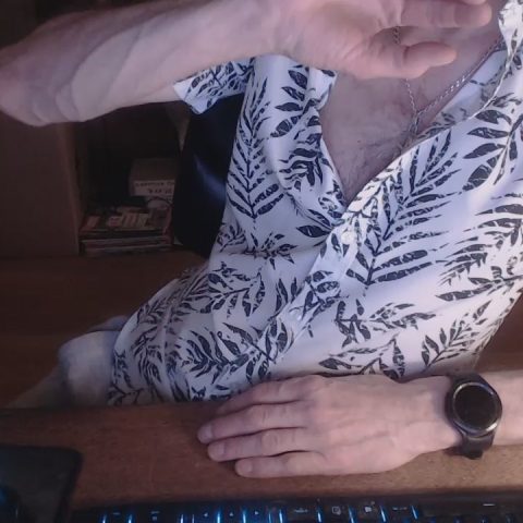 Chat Live with borninxixax on Cam4