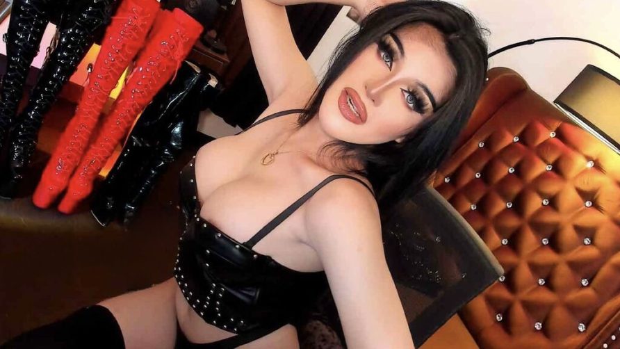 Chat Live with DevonGarcia on LiveJasmin