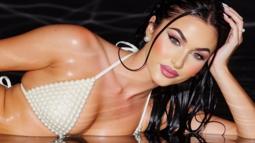 Chat Live with EveKlein on LiveJasmin