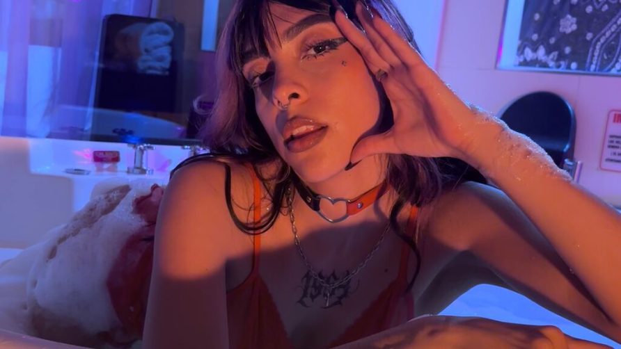 Chat Live with PandoraSpell on LiveJasmin