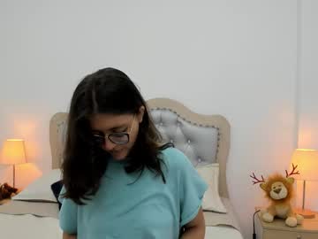 Chat Live with celeste_calderon on Chaturbate