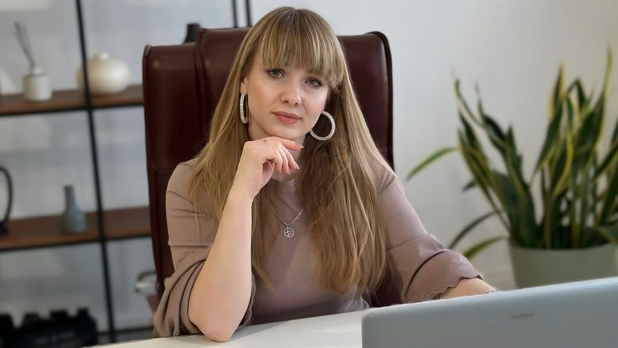 Chat Live with SofiaBellweather on LiveJasmin