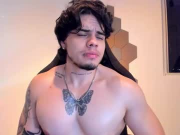 Chat Live with chris_cooperr on Chaturbate