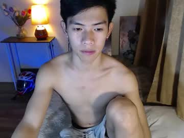 Chat Live with clyde_twinkx on Chaturbate