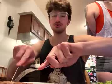 Chat Live with college_packing_8 on Chaturbate