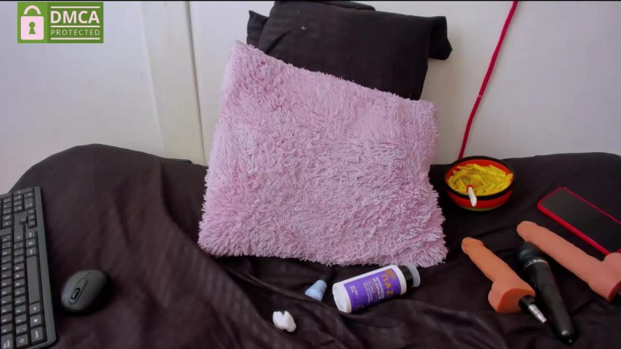 Chat Live with cristalsolei on Cam4