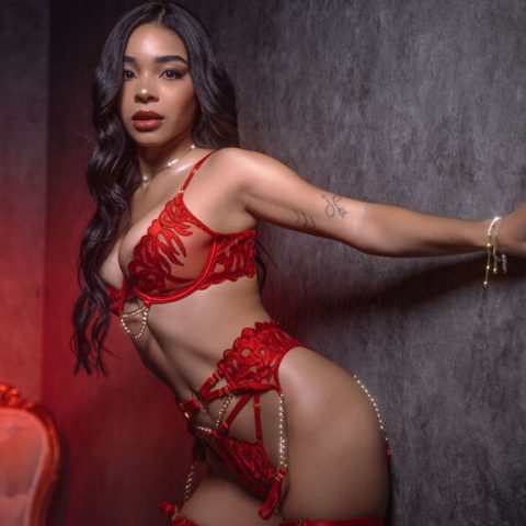 Chat Live with MeganClars on LiveJasmin