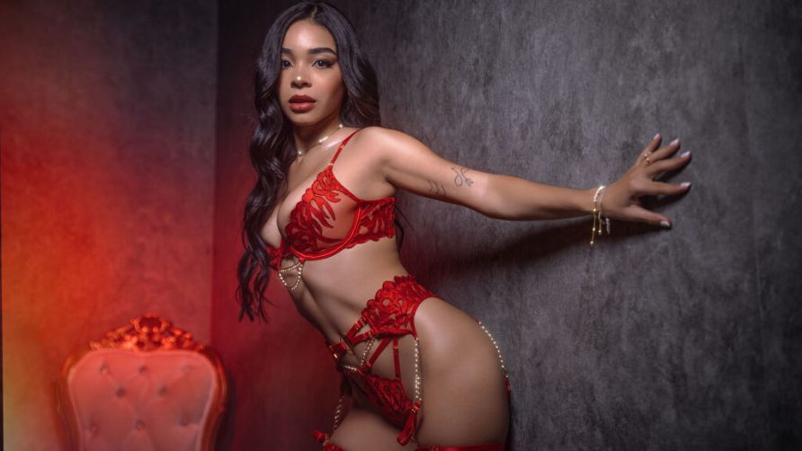 Chat Live with MeganClars on LiveJasmin