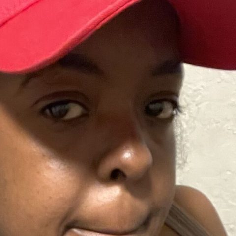 Chat Live with SeaBaddieGoddess on LiveJasmin