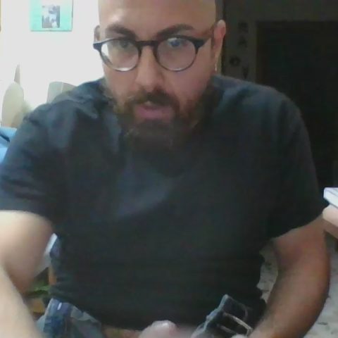 Chat Live with darione990 on Cam4