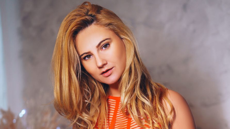 Chat Live with LexiEve on LiveJasmin