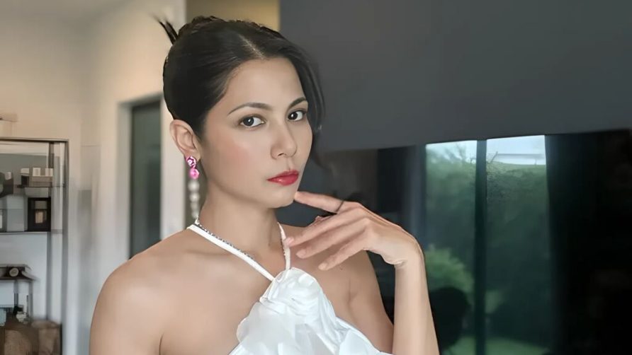 Chat Live with JadeScarlette on LiveJasmin