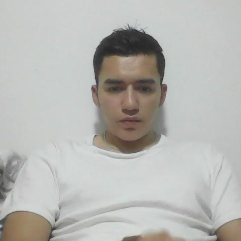 Chat Live with estebitan243 on Cam4