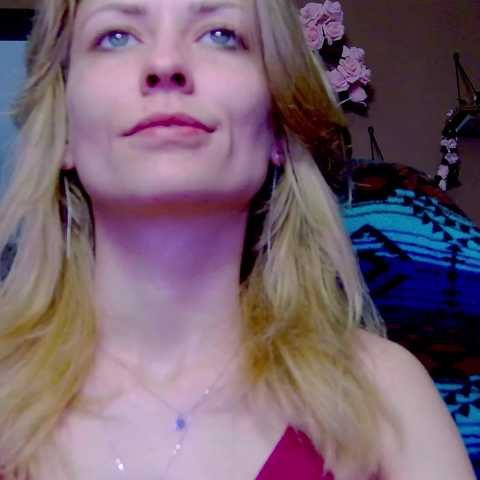 Chat Live with karo131324 on BongaCams