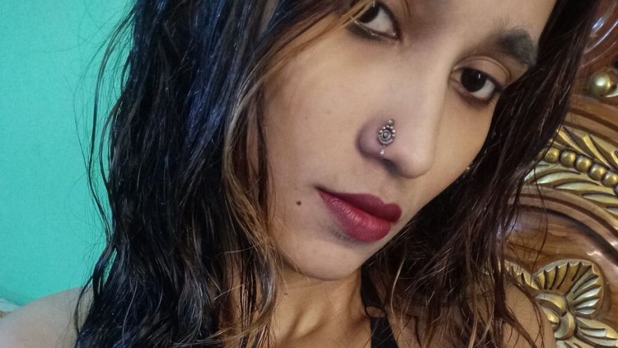 Chat Live with MeherinAfra on LiveJasmin