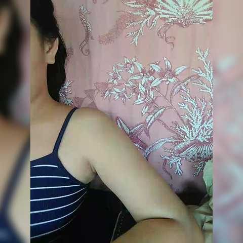 Chat Live with XXhornywetprincess99XX on BongaCams