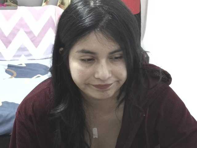 Chat Live with kangomez on BongaCams