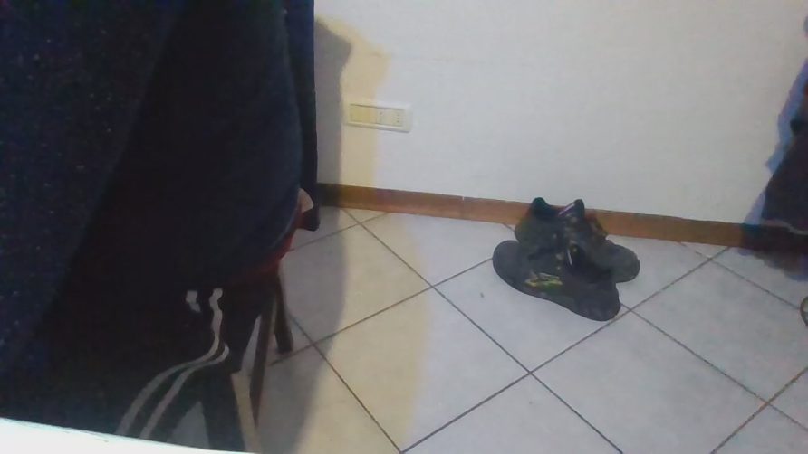 Chat Live with fox198 on Cam4