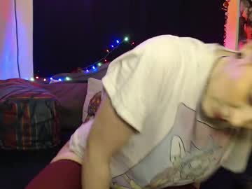 Chat Live with foxymalloryknoxy69 on Chaturbate